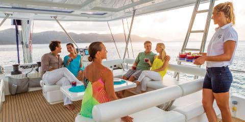 Moorings 5800 flybridge with crew