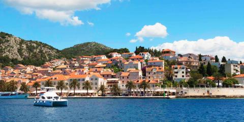 Moorings power catamaran sailing Croatia