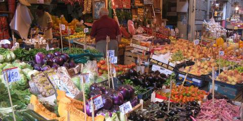 Sicily Veggie stand