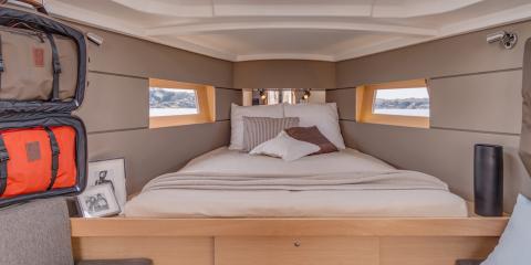 Moorings 38.2 cabin