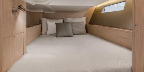 Moorings 42.1 cabin