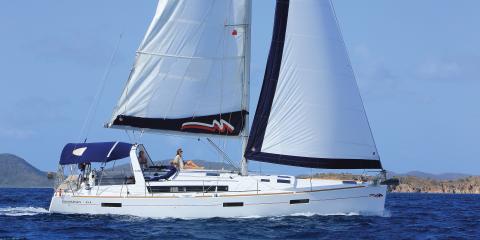 Moorings 45.4 starboard