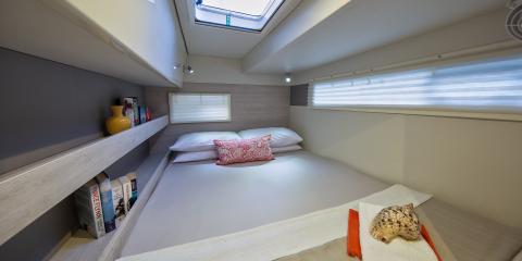 Moorings 434PC cabin